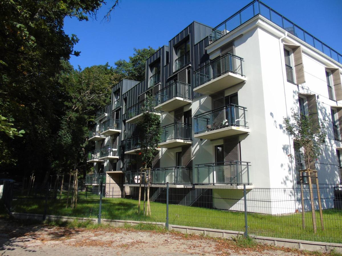 Apartment Mit Blick Auf Den Park - Apartament Mariw Matejki 17 Z Widokiem Na Park Swinoujscie Dış mekan fotoğraf